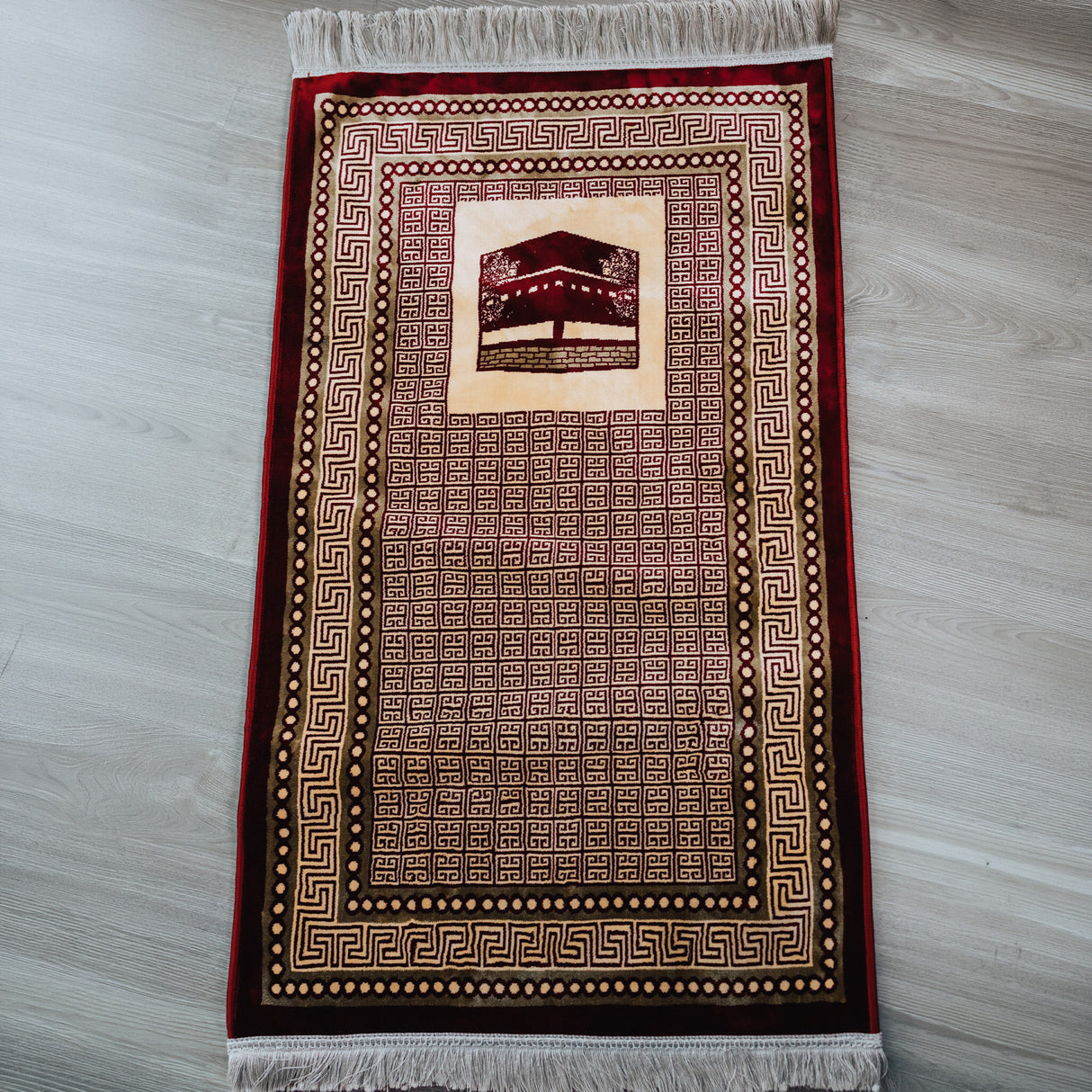 Plush Prayer Mat with Kaaba Motif (68 X 113cm)