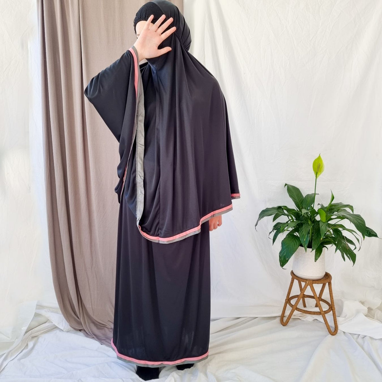 Girls 2 Piece Prayer Outfit Plain