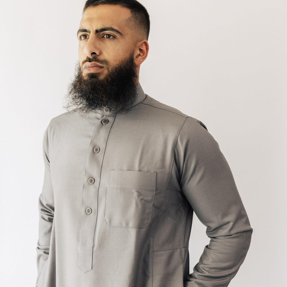 Daffah Thoub (ABAYA) - Warm Grey TR2
