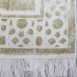Luxurious Prayer Mat Mihrab (70 X 115cm)